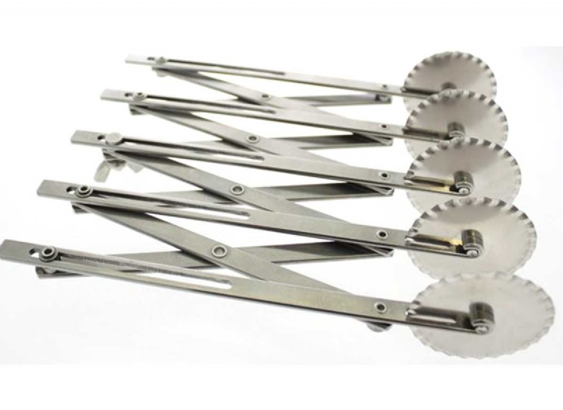 Expandable Pastry Cutter - Five 2" Blades, Fluted