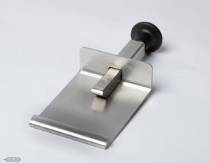 Magnetic Clamp for Spinning Machines