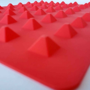 Mini Pyramid Mold, 54 Cavities