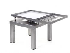     Vibrating Tables